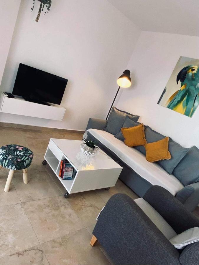 Arbutus - Relaxing Apartment With Fantastic Views Джорджополис Екстериор снимка