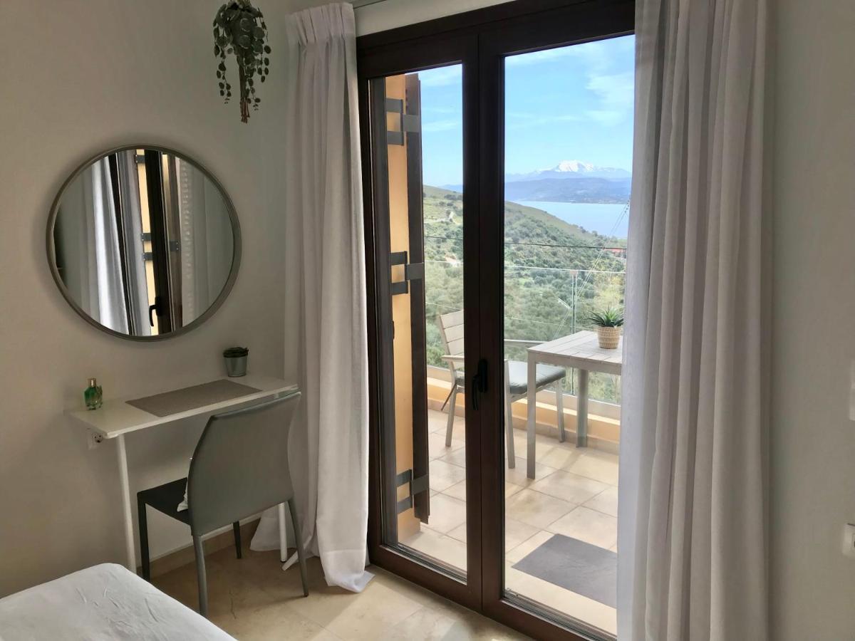 Arbutus - Relaxing Apartment With Fantastic Views Джорджополис Екстериор снимка